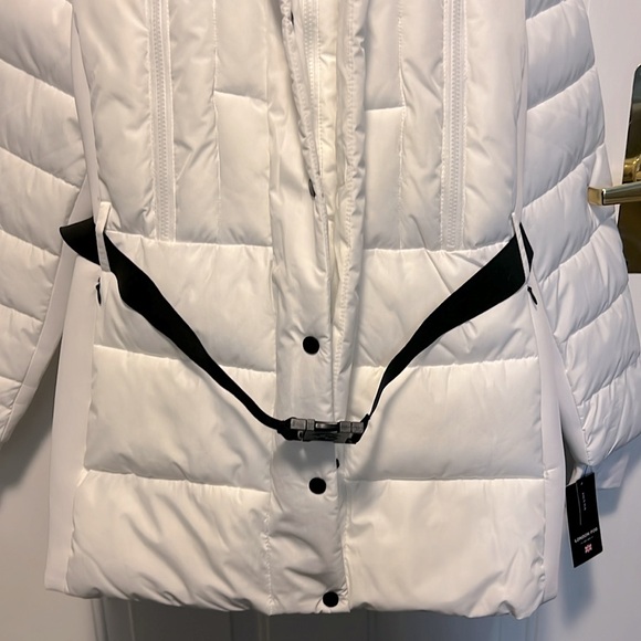 NWT ☃️ LONDON FOG BELTED WHITE FAUX FUR TRIM HOODED PUFFER COAT Womens 1X or 16W - Picture 5 of 12